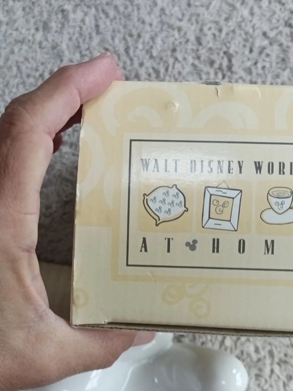 New WDW Disney Parks Mickey Mouse Glove Hand Soap Dish Robe Hook